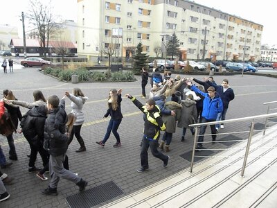 Przed Domem Kultury królował polonez.